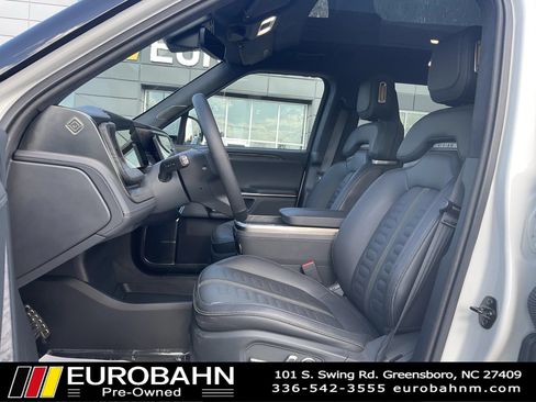 Used 2023 Rivian R1S Adventure AWD/4WD image 8
