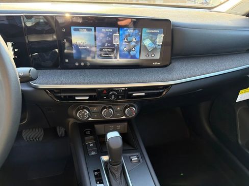 New 2026 Nissan Kicks S image 21