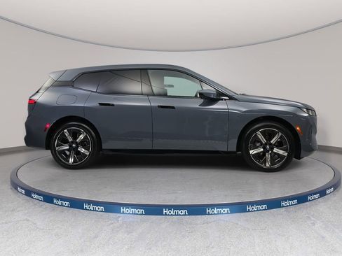 Used 2026 BMW iX xDrive60 AWD/4WD image 4