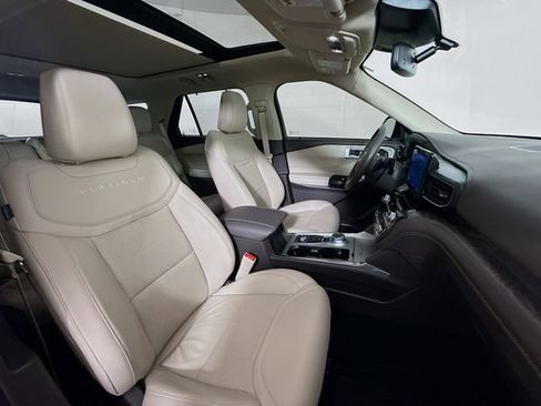 Used 2021 Ford Explorer Platinum w/ Equipment Group 601A image 32