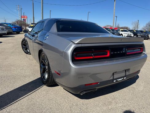 Used 2016 Dodge Challenger R/T w/ Cold Weather Group RWD image 6