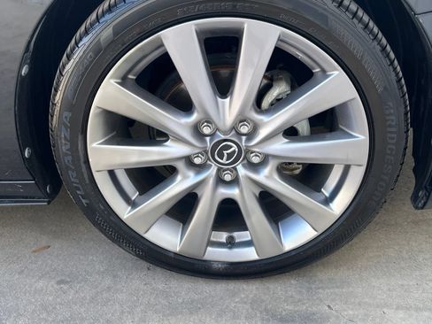 Used 2023 MAZDA MAZDA3 s FWD image 24