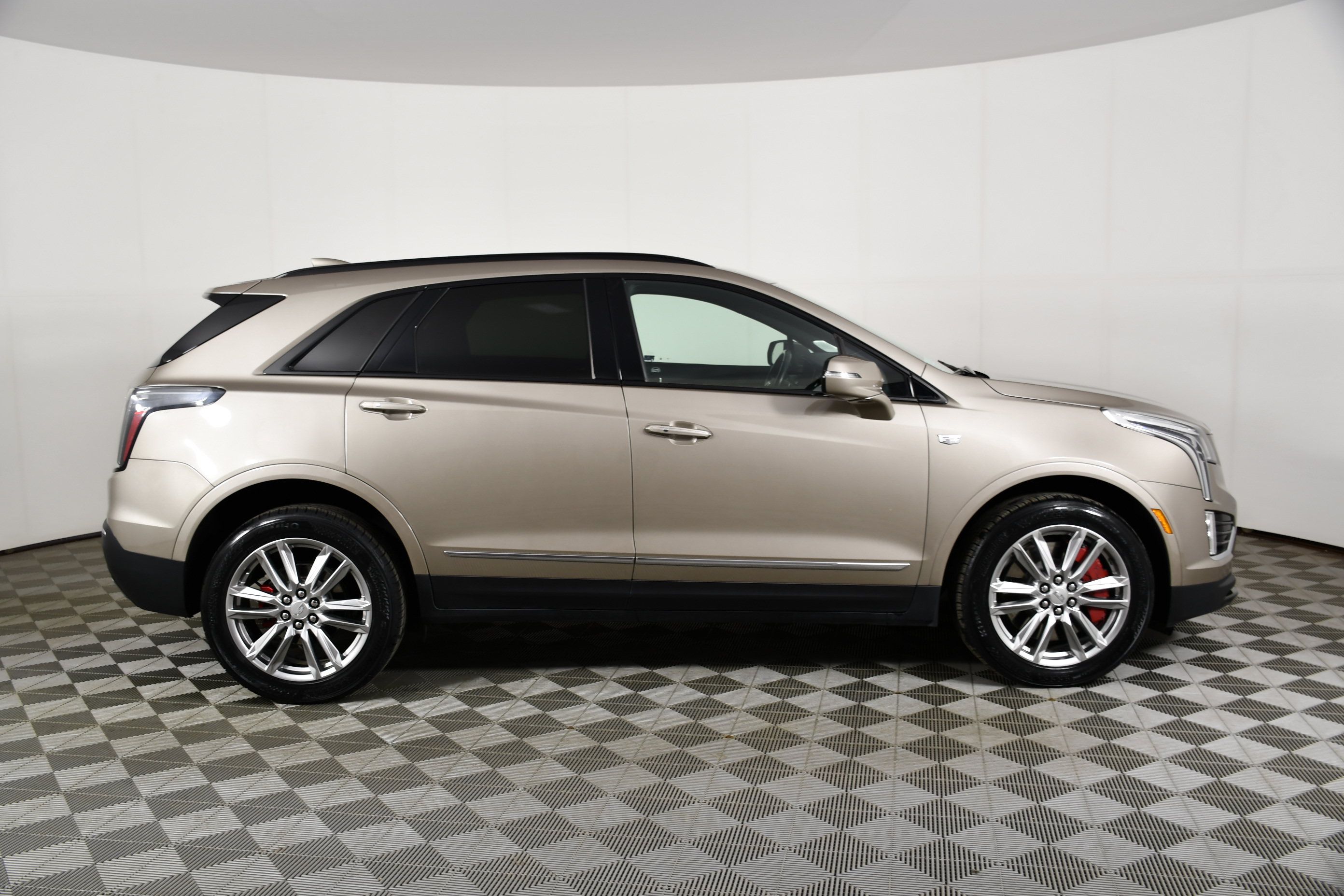 Used 2023 Cadillac XT5 Sportv AWD/4WD image 5
