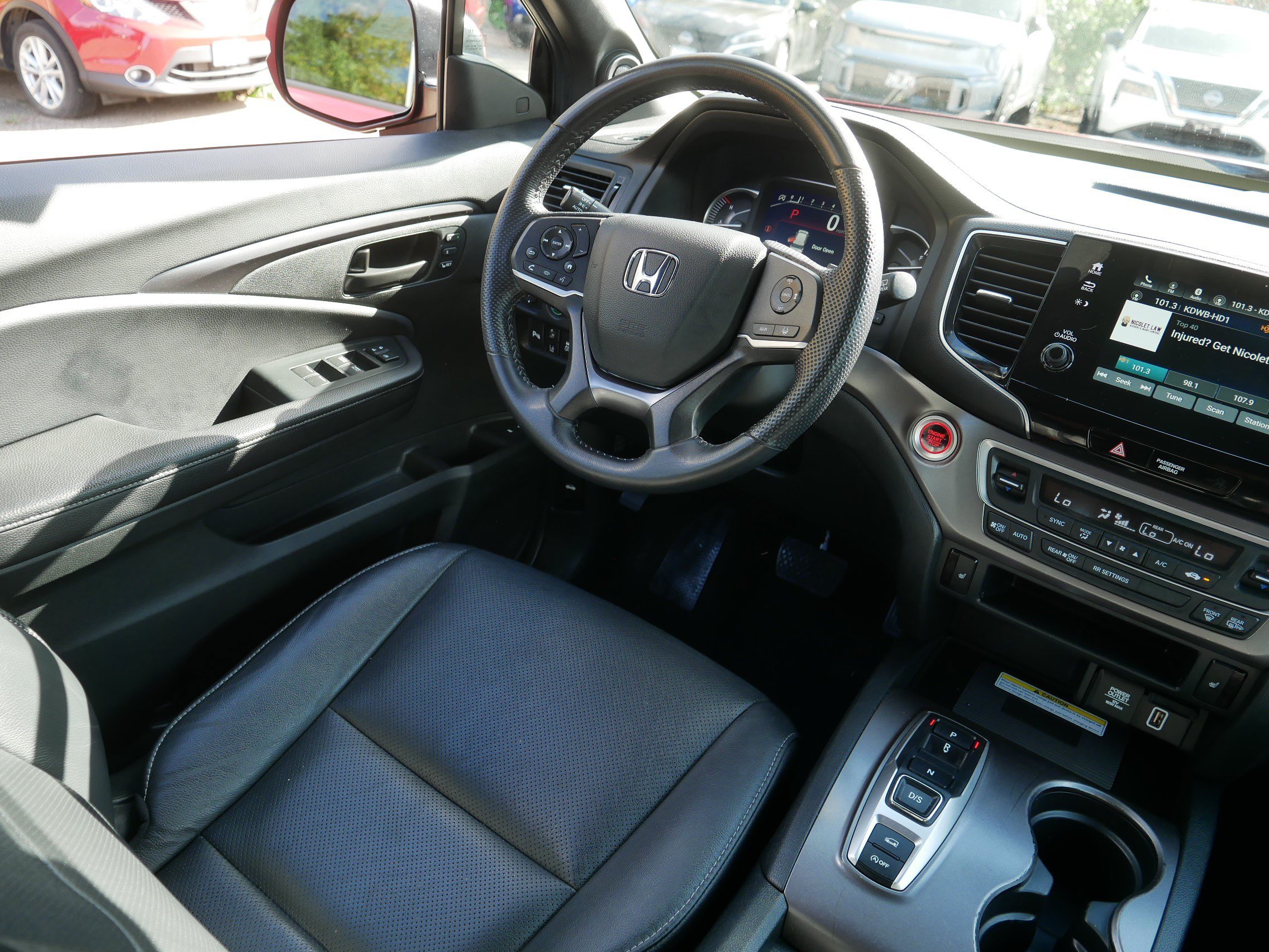 Used 2023 Honda Passport EX-L image 9