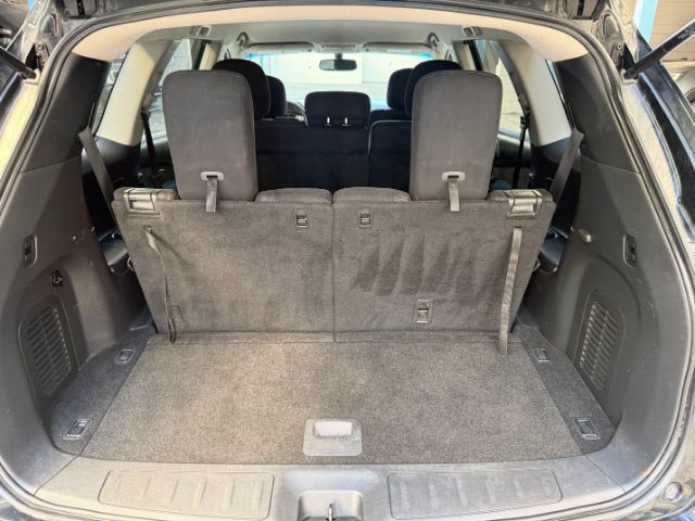 Used 2016 Nissan Pathfinder SV FWD image 25