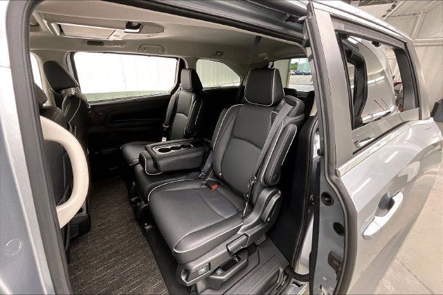 Certified 2026 Honda Odyssey Touring image 20