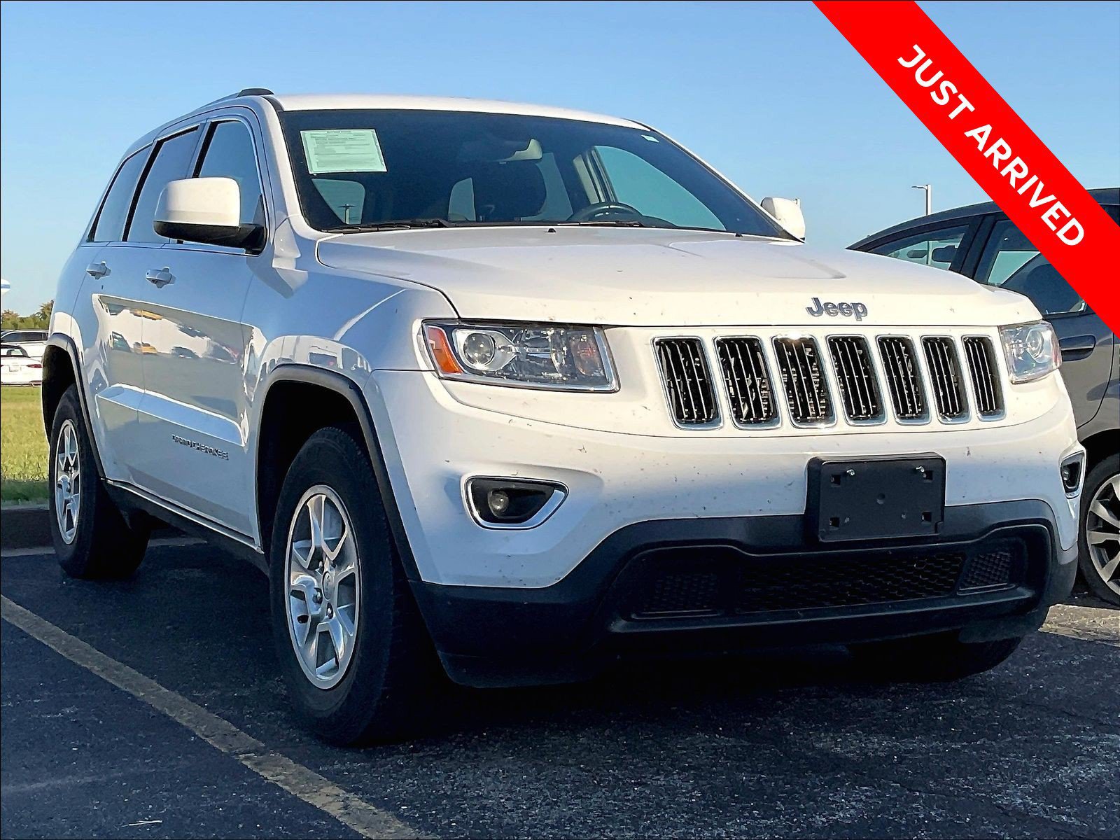 Used 2015 Jeep Grand Cherokee Laredo w/ Quick Order Package 23E AWD/4WD image 1