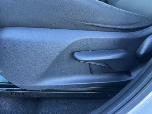 Used 2024 Toyota RAV4 LE image 21