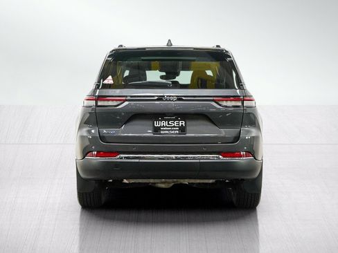 Used 2023 Jeep Grand Cherokee 4WD 4xe image 4
