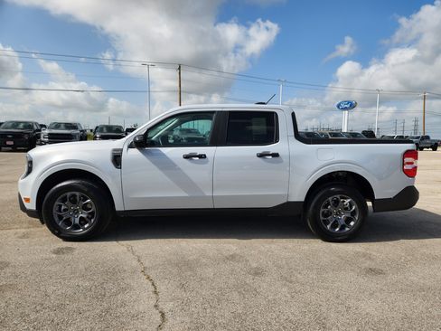 New 2026 Ford Maverick XLT w/ XLT Luxury Package FWD image 3