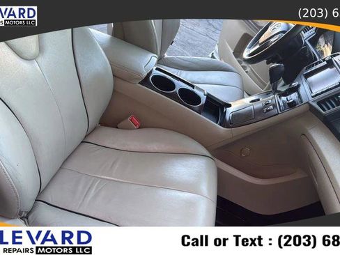 Used 2013 Toyota Venza Limited AWD/4WD image 37