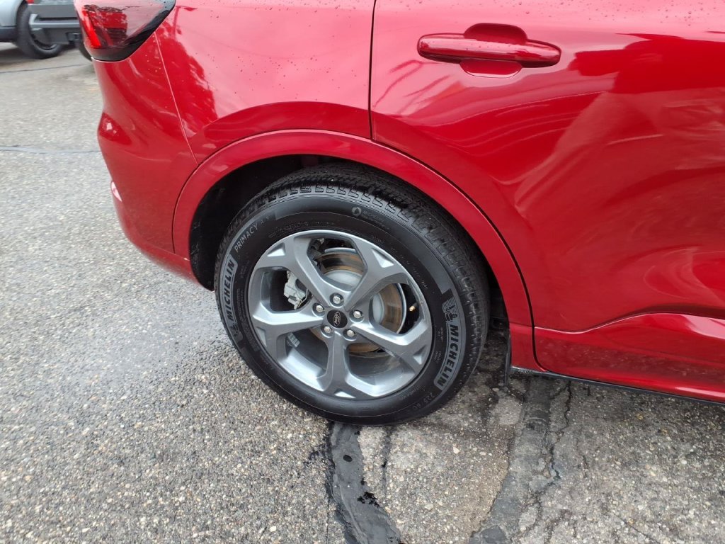 Certified 2024 Ford Escape ST-Line w/ Tech Pack #1 FWD image 5