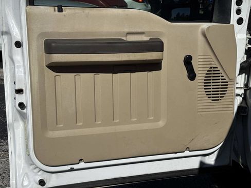 Used 2008 Ford F350 XL image 11