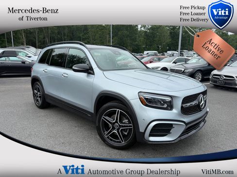 Used 2025 Mercedes-Benz GLB 250 4MATIC image 1