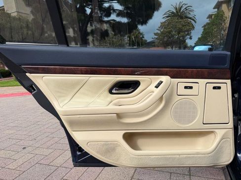Used 2001 BMW 740iL RWD image 44