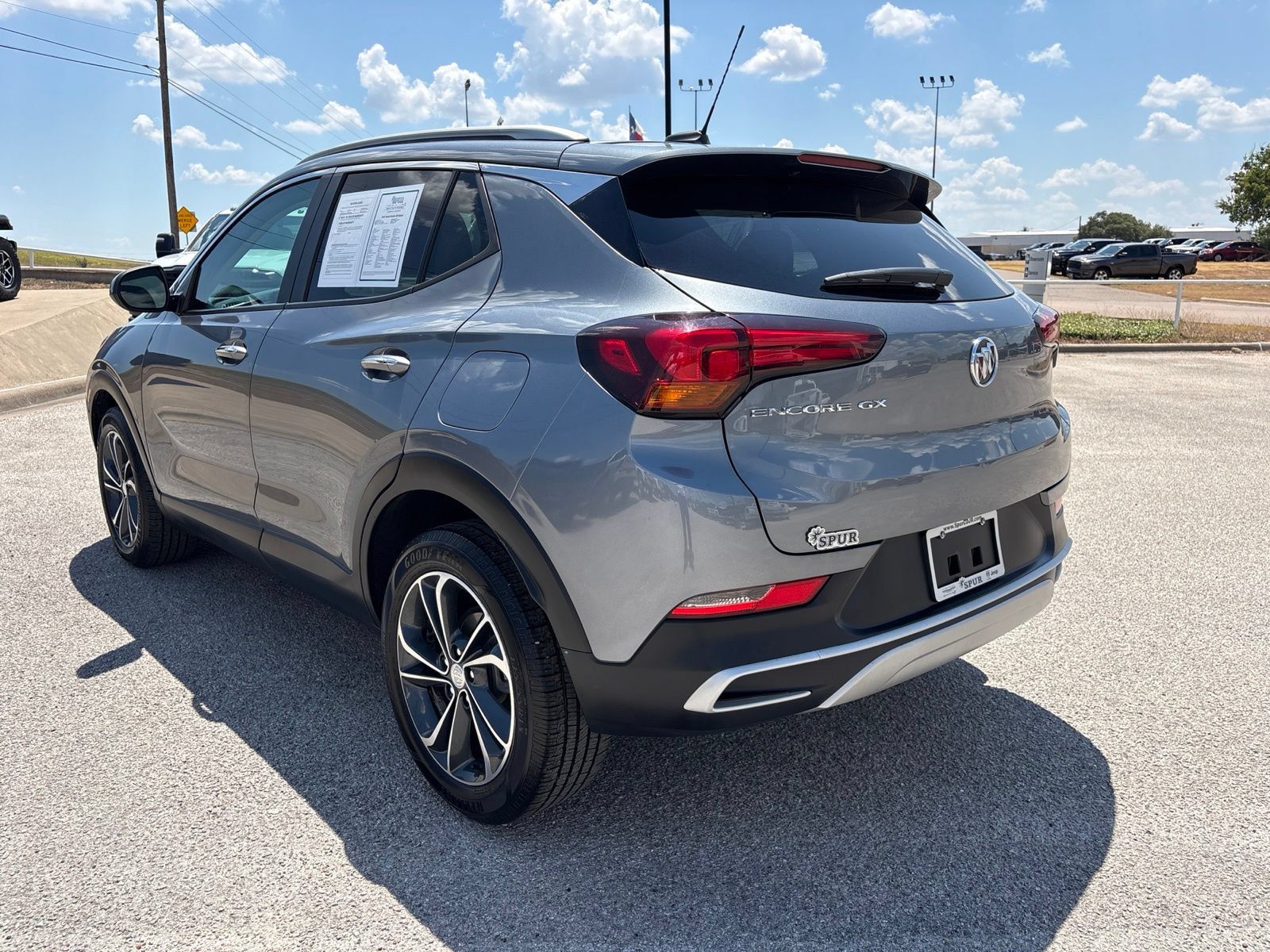 Used 2022 Buick Encore GX Select FWD image 4