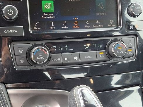Used 2023 Nissan Maxima SV w/ Floor Mat Group FWD image 17