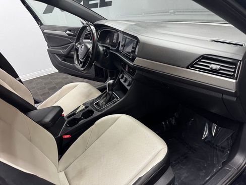Used 2019 Volkswagen Jetta R-Line w/ R-Line Cold Weather Package FWD image 54