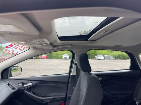 Used 2018 Ford Focus SEL FWD image 8