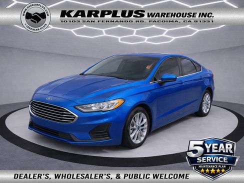 Used 2020 Ford Fusion SE image 1