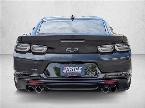 Used 2019 Chevrolet Camaro SS image 7