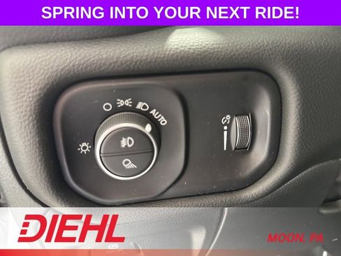 Used 2024 RAM 1500 Big Horn AWD/4WD image 23