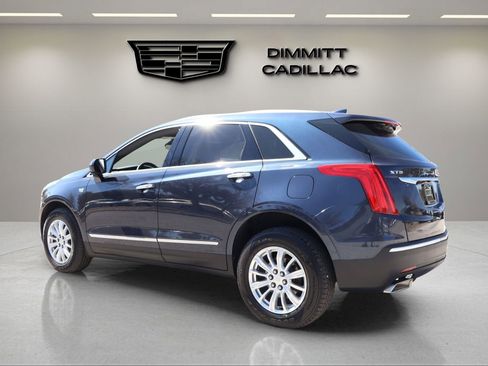 Used 2018 Cadillac XT5 FWD image 3