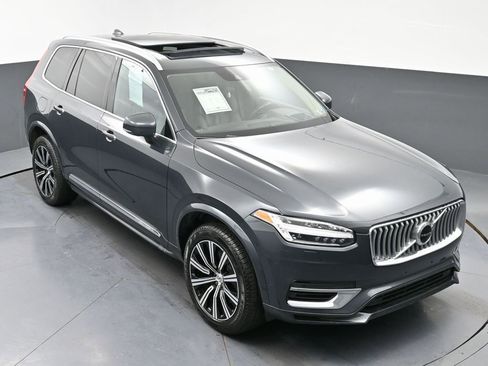Used 2021 Volvo XC90 T8 Inscription w/ Protection Package Premier image 45