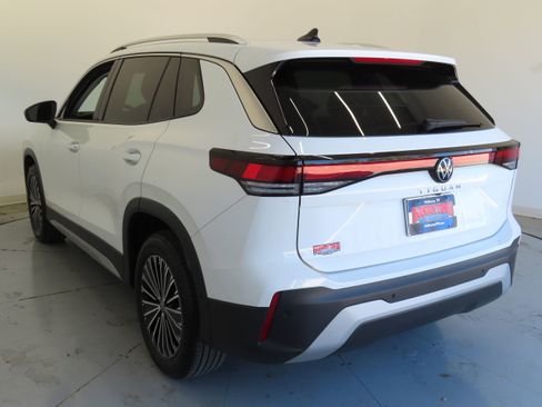 New 2025 Volkswagen Tiguan S image 7