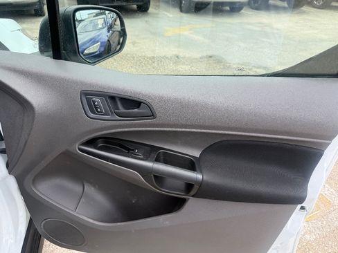 Used 2019 Ford Transit Connect XL FWD image 14