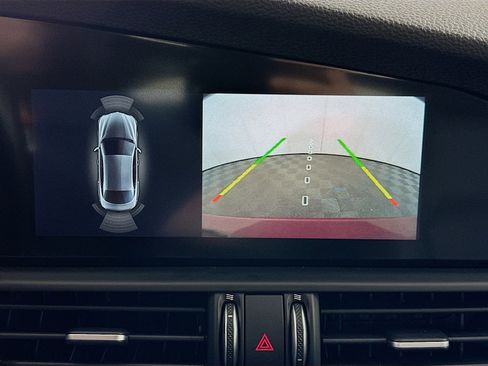 Used 2023 Alfa Romeo Giulia Ti image 23