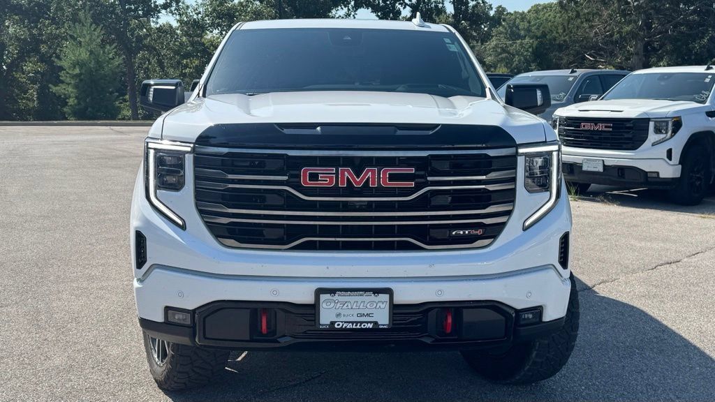 Used 2026 GMC Sierra 1500 AT4 w/ AT4 Premium Package AWD/4WD image 7