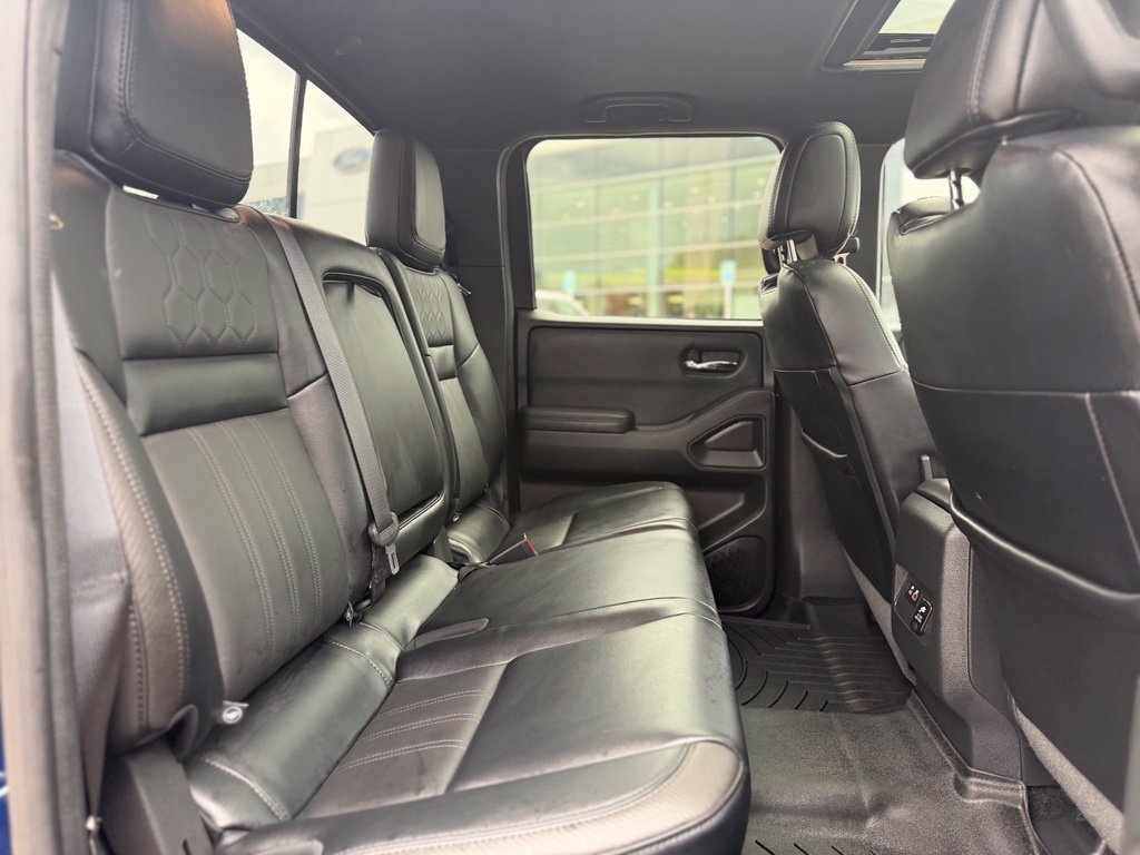 Used 2022 Nissan Frontier PRO-4X w/ Pro-4X Premium Package AWD/4WD image 10