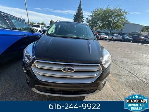 Used 2018 Ford Escape Titanium AWD/4WD image 2