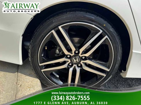 Used 2017 Honda Accord Touring image 33