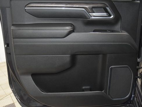 Certified 2024 Chevrolet Silverado 2500 LTZ w/ LTZ Premium Package image 50