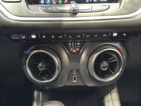 Certified 2022 Chevrolet Blazer LT w/ Sound & Technology Package image 33