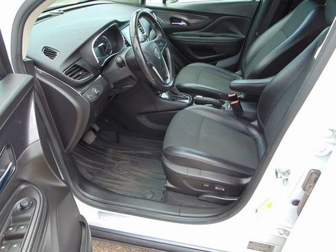 Used 2018 Buick Encore Preferred FWD image 10