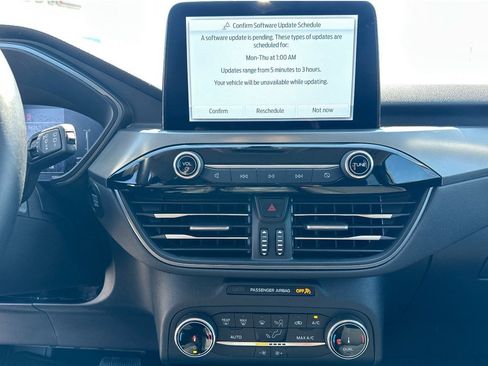 Used 2024 Ford Escape Active image 31