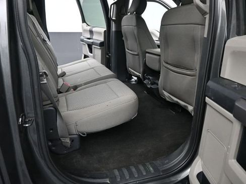 Used 2019 Ford F150 XLT image 24