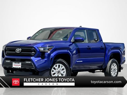 Certified 2025 Toyota Tacoma SR5 AWD/4WD image 1