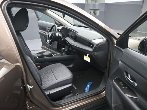 New 2026 Nissan Kicks SV image 23