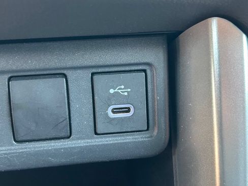 Used 2023 Toyota Corolla Cross AWD Hybrid image 24