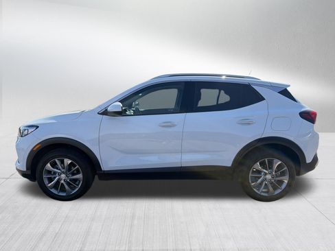 Used 2023 Buick Encore GX Essence w/ Experience Buick Package AWD/4WD image 4