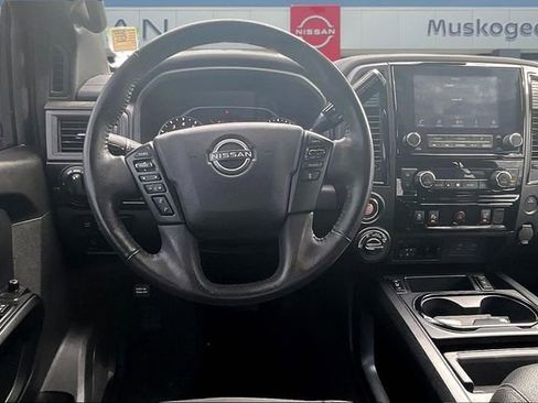Used 2024 Nissan Titan SV w/ SV Convenience Package AWD/4WD image 8