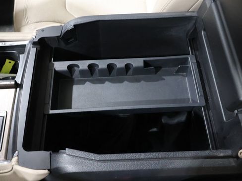 Used 2023 Ford Expedition Limited image 30