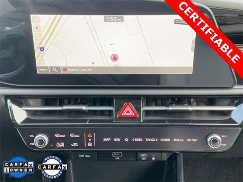 Certified 2025 Kia Niro EX image 18