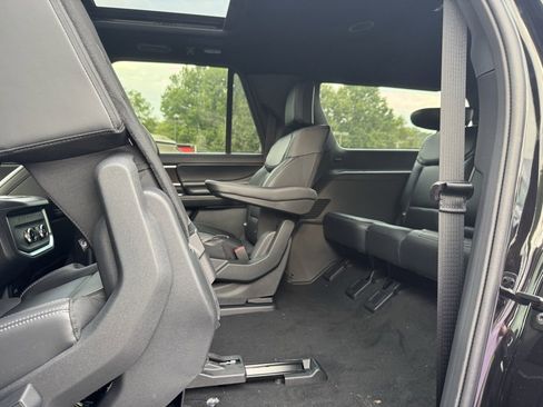 New 2025 Ford Expedition Max Platinum w/ Stealth Performance Package image 23