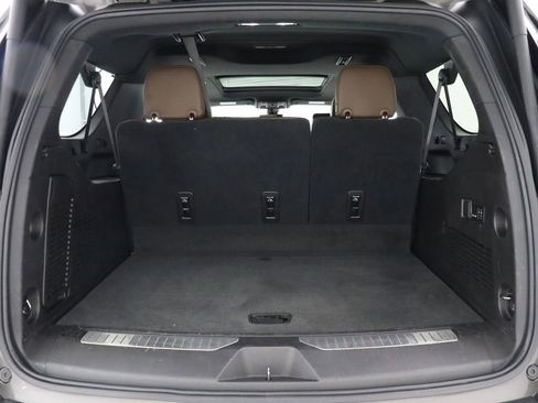 Used 2021 Chevrolet Suburban High Country AWD/4WD image 48