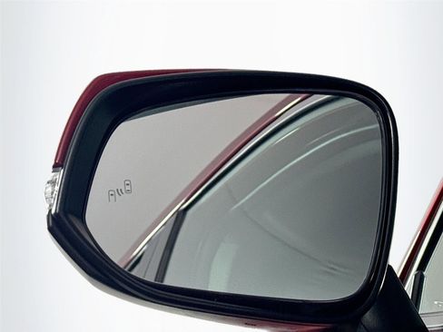 Certified 2025 Toyota RAV4 XLE AWD/4WD image 5